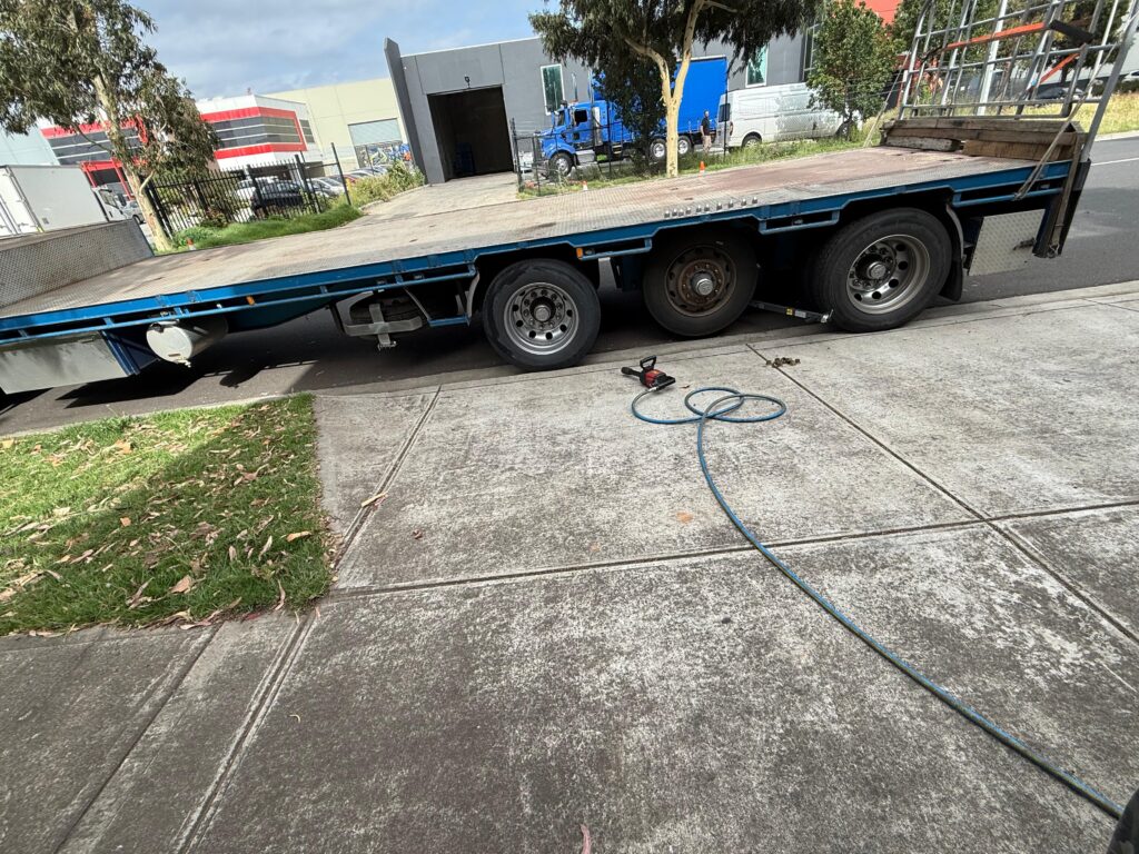Truck tyres in Melbourne